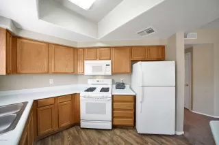 Photo #2: 6093496 Listing