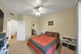 Photo #5: 6093496 Listing