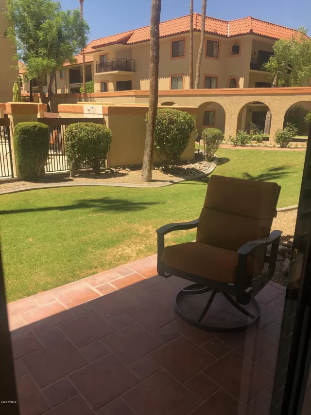 MLS: 6093546 Condo For Sale