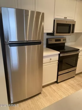 Photo #6: 6093593 Listing