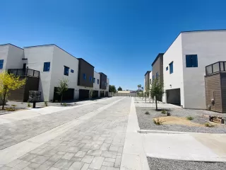 Photo #6: 6093617 Listing 