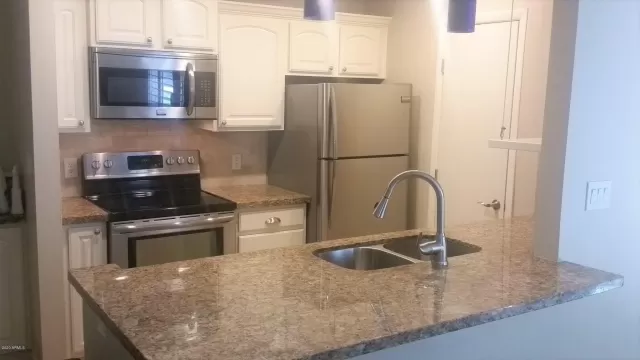 MLS: 6093628 Condo For Sale