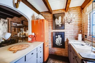 Photo #3: 6093699 Listing