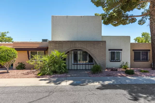 MLS: 6093838 Condo For Sale