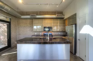 Photo #4: 6093949 Listing