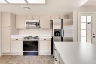 Photo #4: 6093970 Listing 