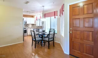 Photo #5: 6093975 Listing 