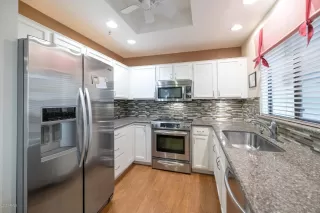 Photo #6: 6093975 Listing 