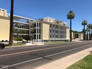 Photo #2: 6094287 Listing