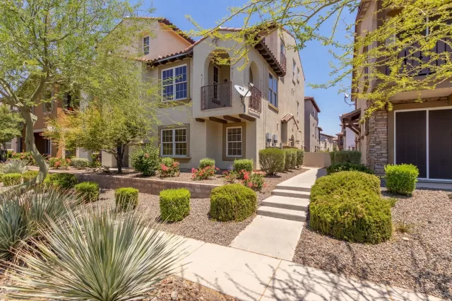 MLS: 6094405 Condo For Sale