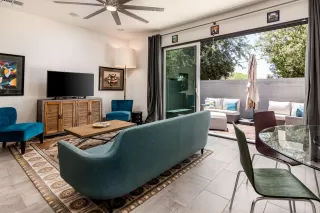 Photo #3: 6094574 Listing