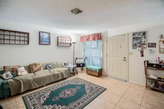 Photo #1: 6094583 Listing