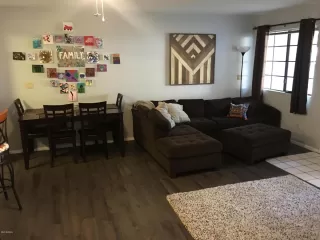 Photo #6: 6094585 Listing