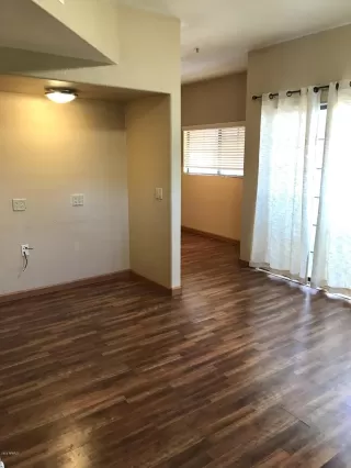 Photo #2: 6094712 Listing