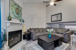 Photo #4: 6094793 Listing