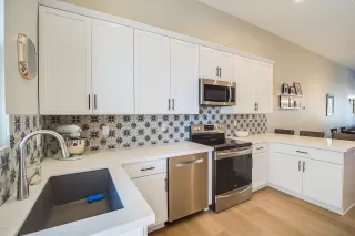 Photo #3: 6094985 Listing 