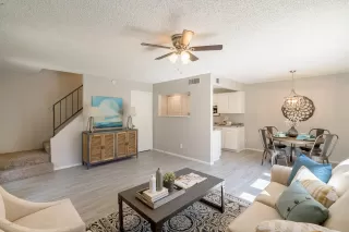 Photo #3: 6094994 Listing