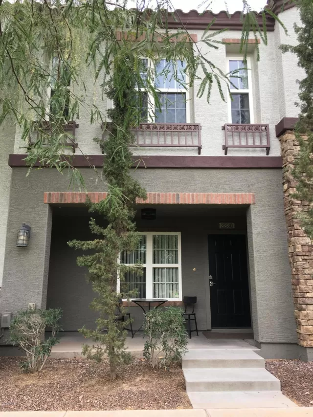 MLS: 6095002 Condo For Sale