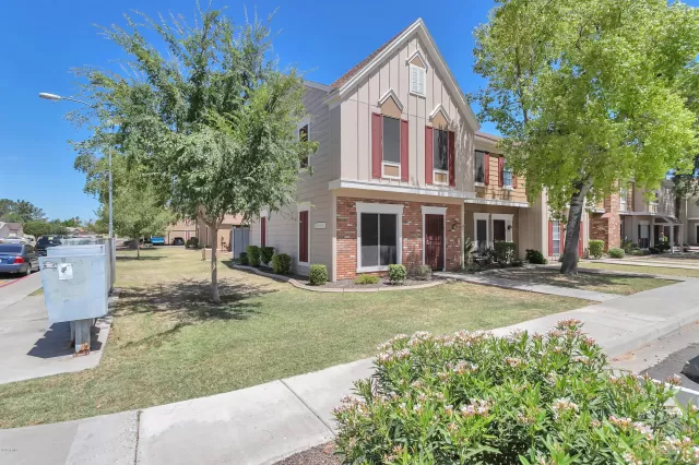 MLS: 6095037 Condo For Sale