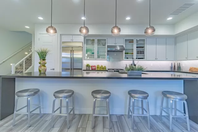 MLS: 6095050 Condo For Sale