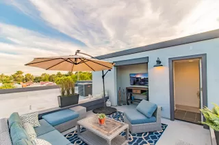 Photo #2: 6095050 Listing