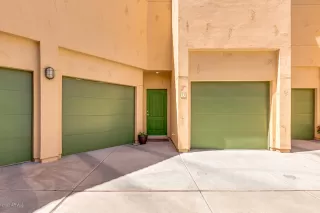 Photo #5: 6095119 Listing