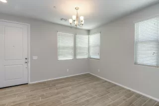 Photo #6: 6095313 Listing