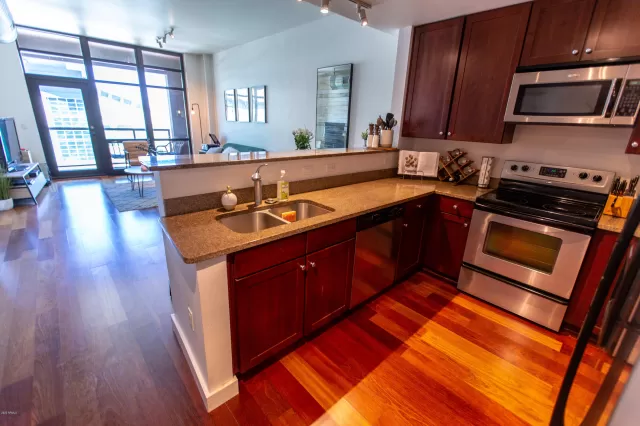 MLS: 6095371 Condo For Sale