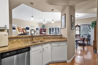 Photo #1: 6095605 Listing