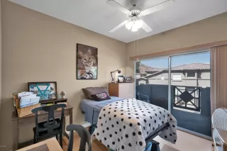 Photo #5: 6095605 Listing