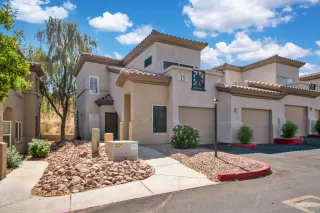 Photo #6: 6095605 Listing