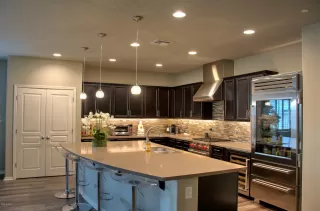 Photo #2: 6095710 Listing 