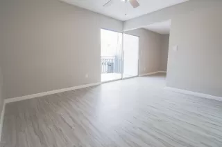 Photo #3: 6095765 Listing 