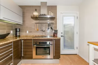 Photo #6: 6095849 Listing