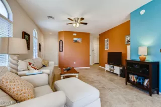 Photo #2: 6095891 Listing