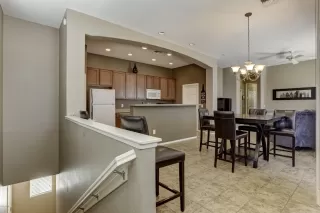 Photo #4: 6096139 Listing