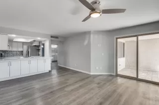 Photo #2: 6096197 Listing