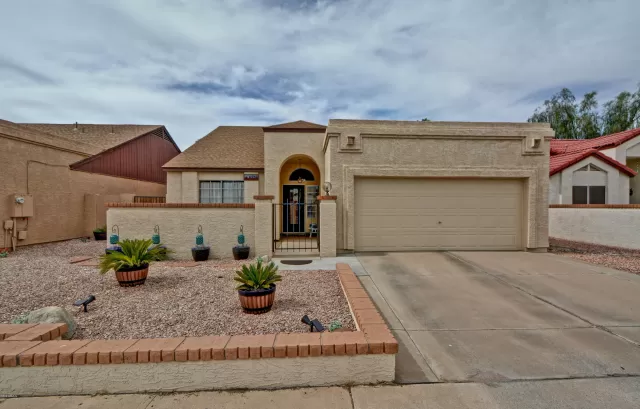 MLS: 6096214 Condo For Sale