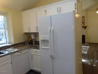 Photo #3: 6096248 Listing