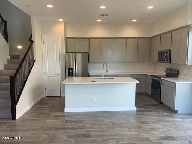 MLS: 6096390 Condo For Sale