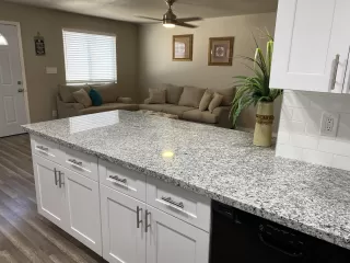 Photo #5: 6096496 Listing 