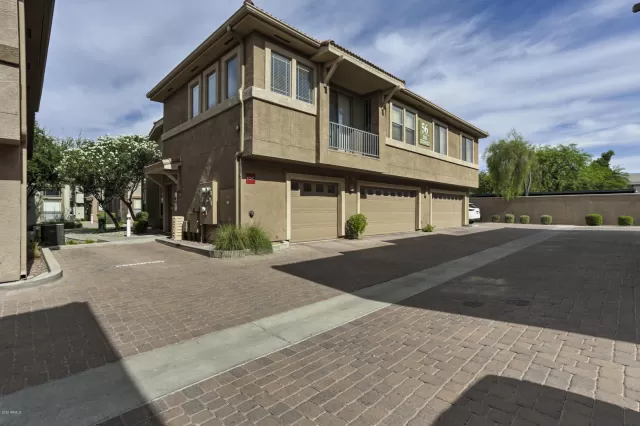 MLS: 6096734 Condo For Sale