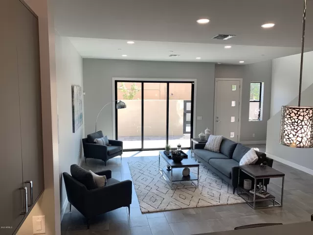 MLS: 6097012 Condo For Sale