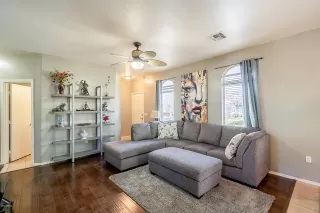 Photo #4: 6097043 Listing 