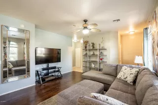 Photo #5: 6097043 Listing 