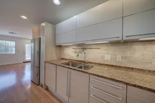 Photo #6: 6097044 Listing