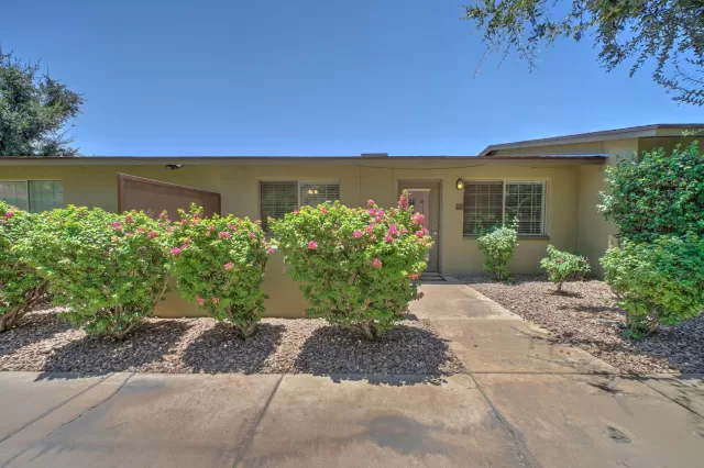 MLS: 6097047 Condo For Sale