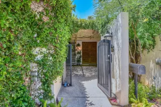 Photo #2: 6097077 Listing