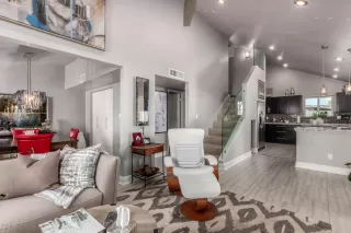 Photo #6: 6097187 Listing