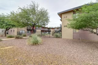 Photo #2: 6097257 Listing